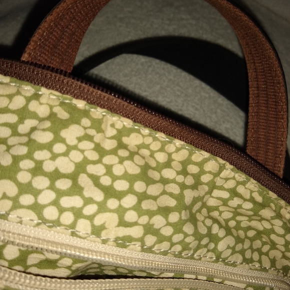 Fossil Key Per black quilted crossbody bag. - Picture 9 of 10